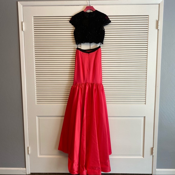 Mac Duggal Hot Pink and Black Evening Gown - Picture 3 of 5